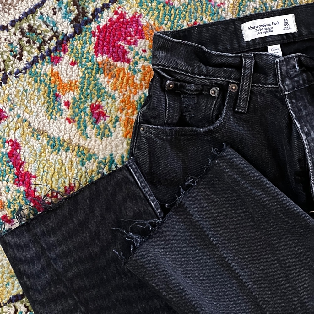 Curve Love Ultra High Rise 90s Straight Jean